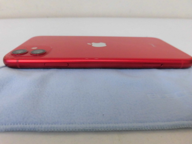 格安販売の docomo Apple iPhone 11 64GB SIMロック解除済 初期化済み