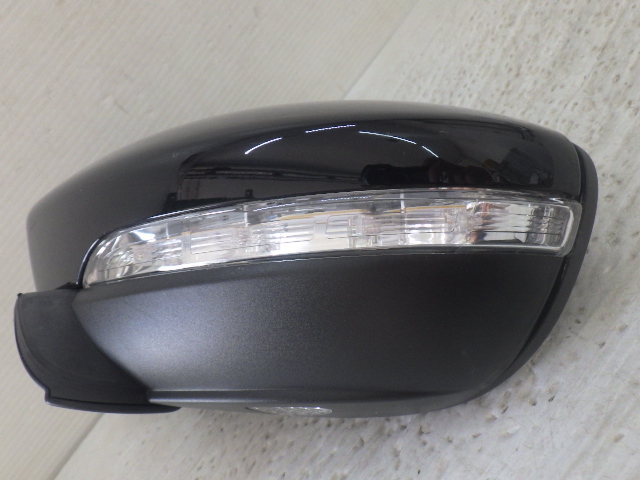 Y0116 3CCAX Passat variant B7 comfort line BMT 2011 year 6 month left door mirror 9 pin LC9X deep black pearl used prompt decision 