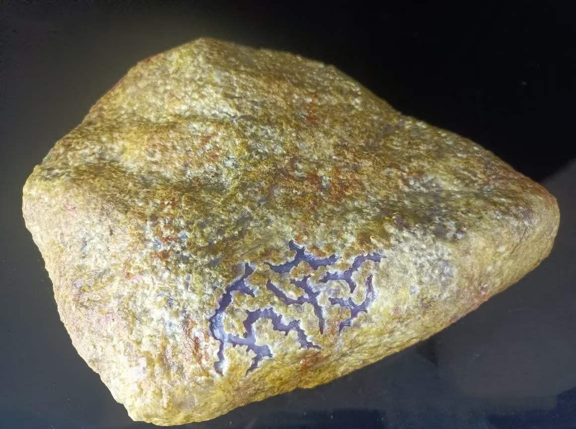 清代　天然黄砂皮紫羅蘭翡翠　原石
