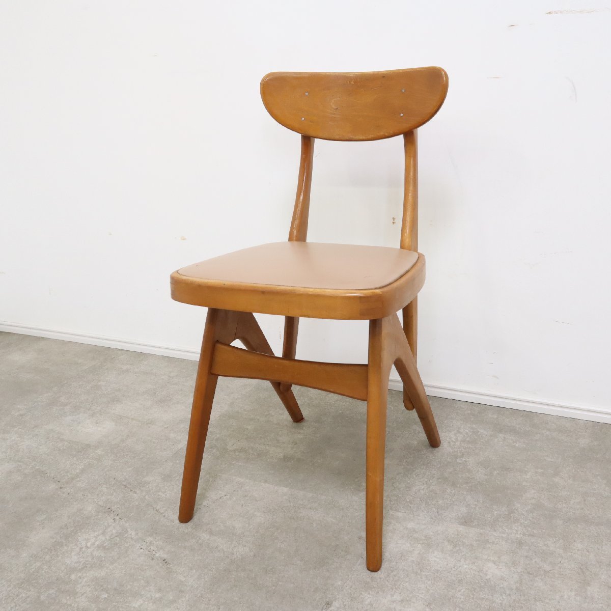 maruni オールドマルニ ヴィンテージチェア 木製椅子 デルタチェア ビニールレザー ダイニングチェア【08A2307070】