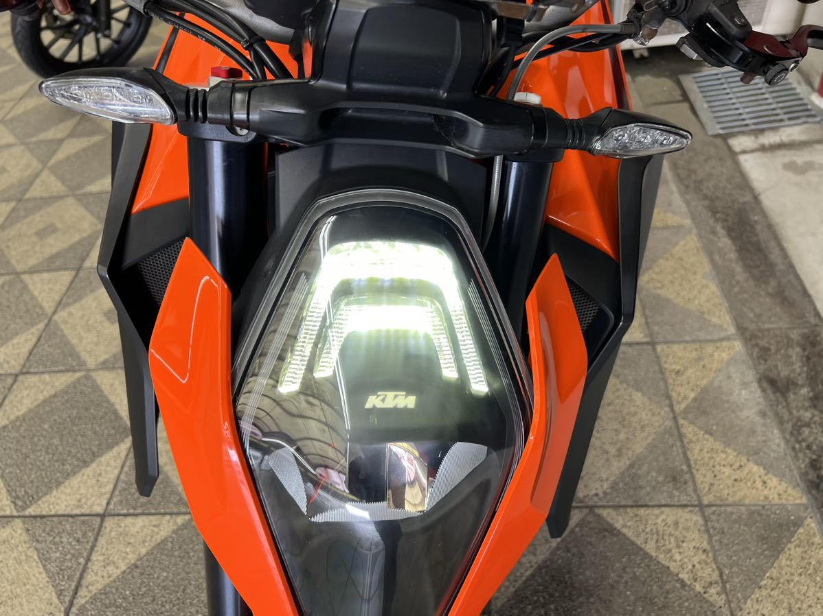 ☆車検受けたて☆1290SUPER DUKE R☆1290R☆DUKE☆ノーマル車☆大変きれい☆倉庫整理の為、売り切り☆サービスカード☆オレンジキー☆_LED