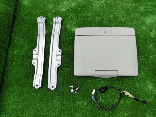 トヨタ純正 フリップダウンモニター V11T-R62C 11インチ ZRR70W ステー