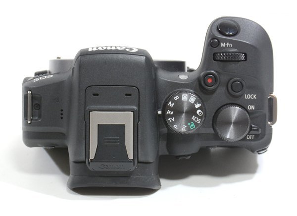 ☆極美品！Canon キャノン EOS R10 RF-S18-45 IS STM レンズキット ミラーレス一眼レフ カメラ 元箱付！☆ 