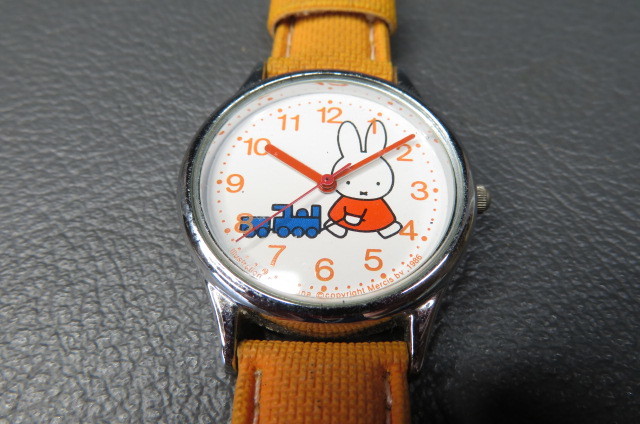 1円～【まとめて　4個】キャラクター　腕時計　Onida　J-AXIS　ミッフィー　5-6-87_画像8