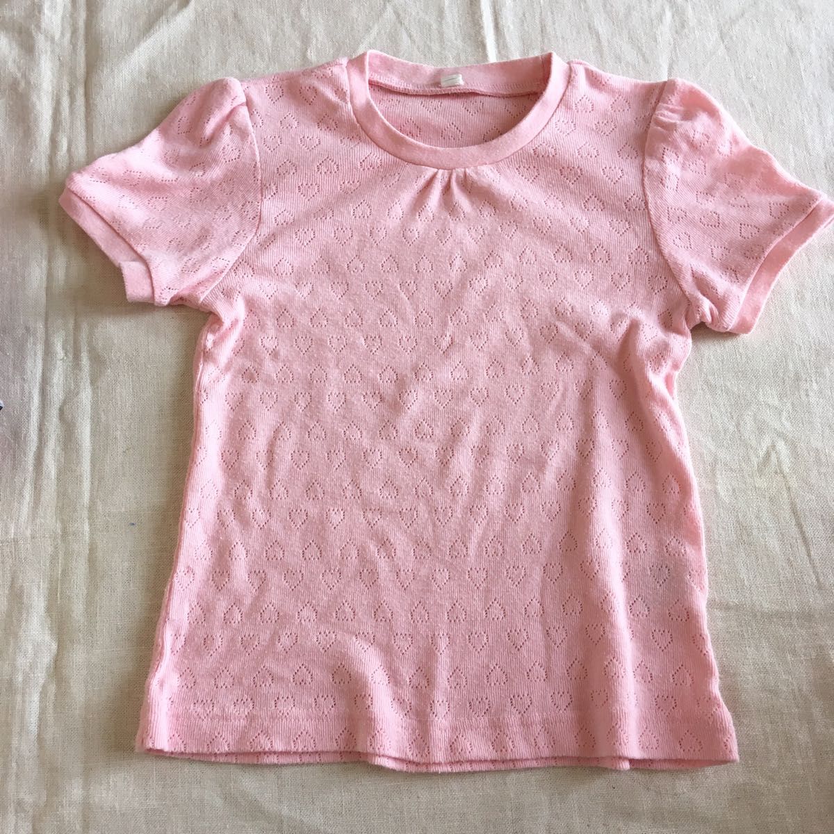 Tシャツ　120 ピンクハート　猫足　女の子