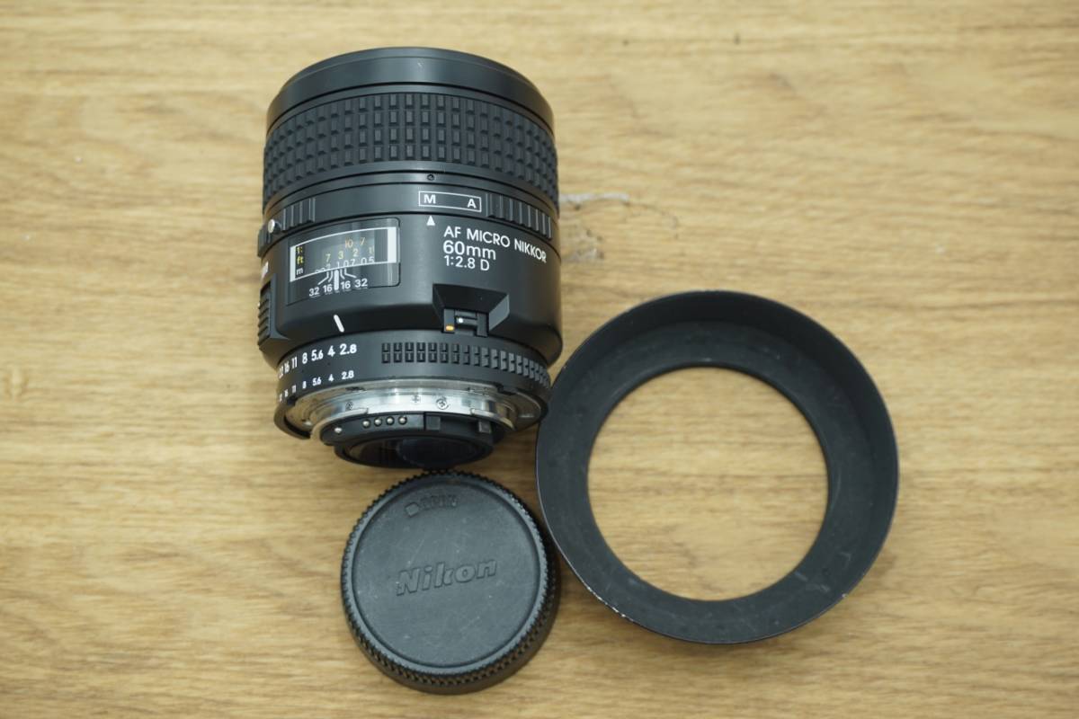 消費税無し AF Nikon 良品 8263 MICRO D 2.8 60mm NIKKOR ニコン