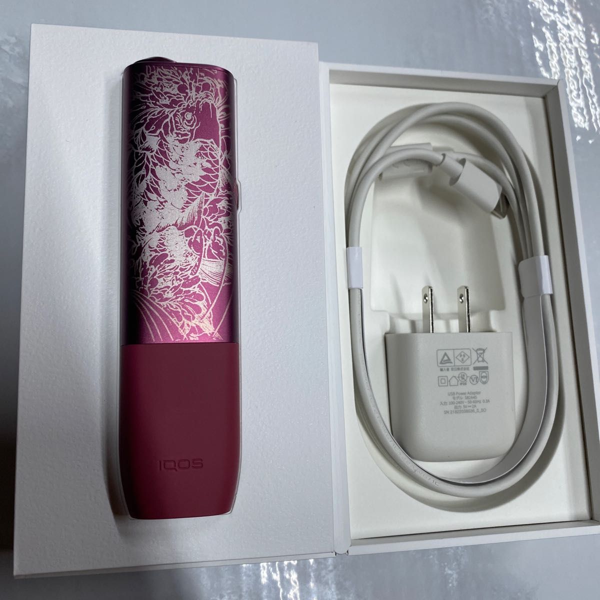 iQOS ILUMA ONE アイコス イルマ ワン 鯉 滝登り 菊 レーザー加工 和柄 和彫り サンセットレッド 赤 両面加工