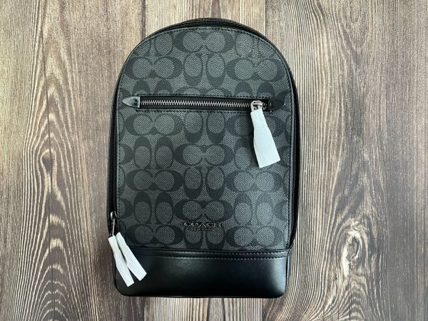 新着商品 COACH コーチ ボディバッグ 新品未使用 保存袋付き メンズ