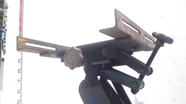 1円スタート!) ミッションジャッキ ( メーカー/耐荷重不明 ) 自動車