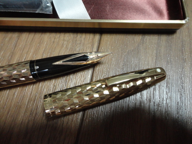 破格値下げ】 シェーファー USA 835 FINE レア SHEAFFER GOLD 元箱あり