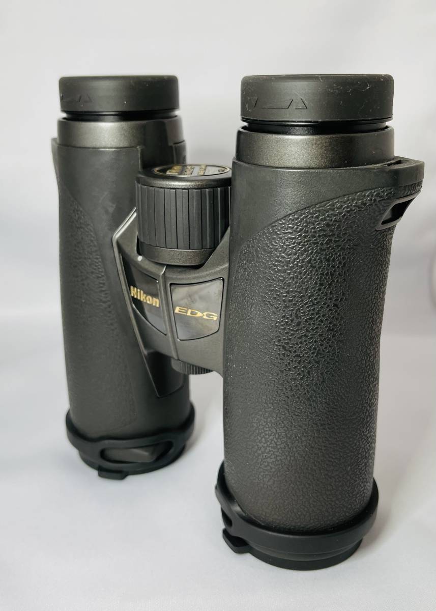 2022セール レア美品! Nikon EDG 10 x 32 EDG 双眼鏡 (ブラック) 修理