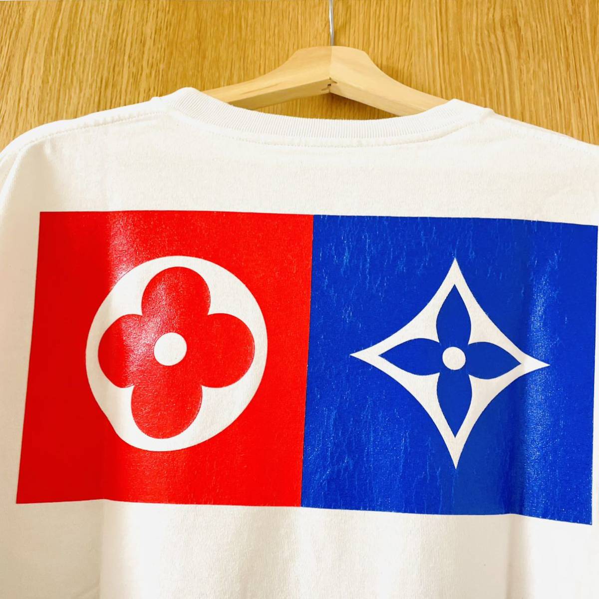 希少 LOUIS VUITTON ルイヴィトン マルチロゴタミヤ tシャツ イタリア製 半袖Tシャツ 半袖 ロゴプリント プリントTシャツ