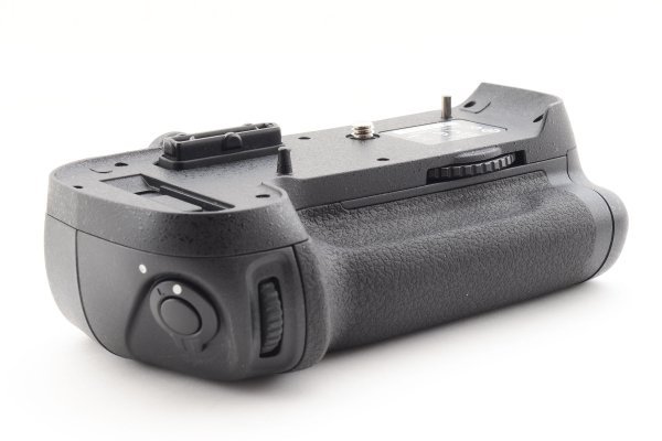 ★超美品★ Nikon MB-D12 バッテリーグリップ #12485_画像4