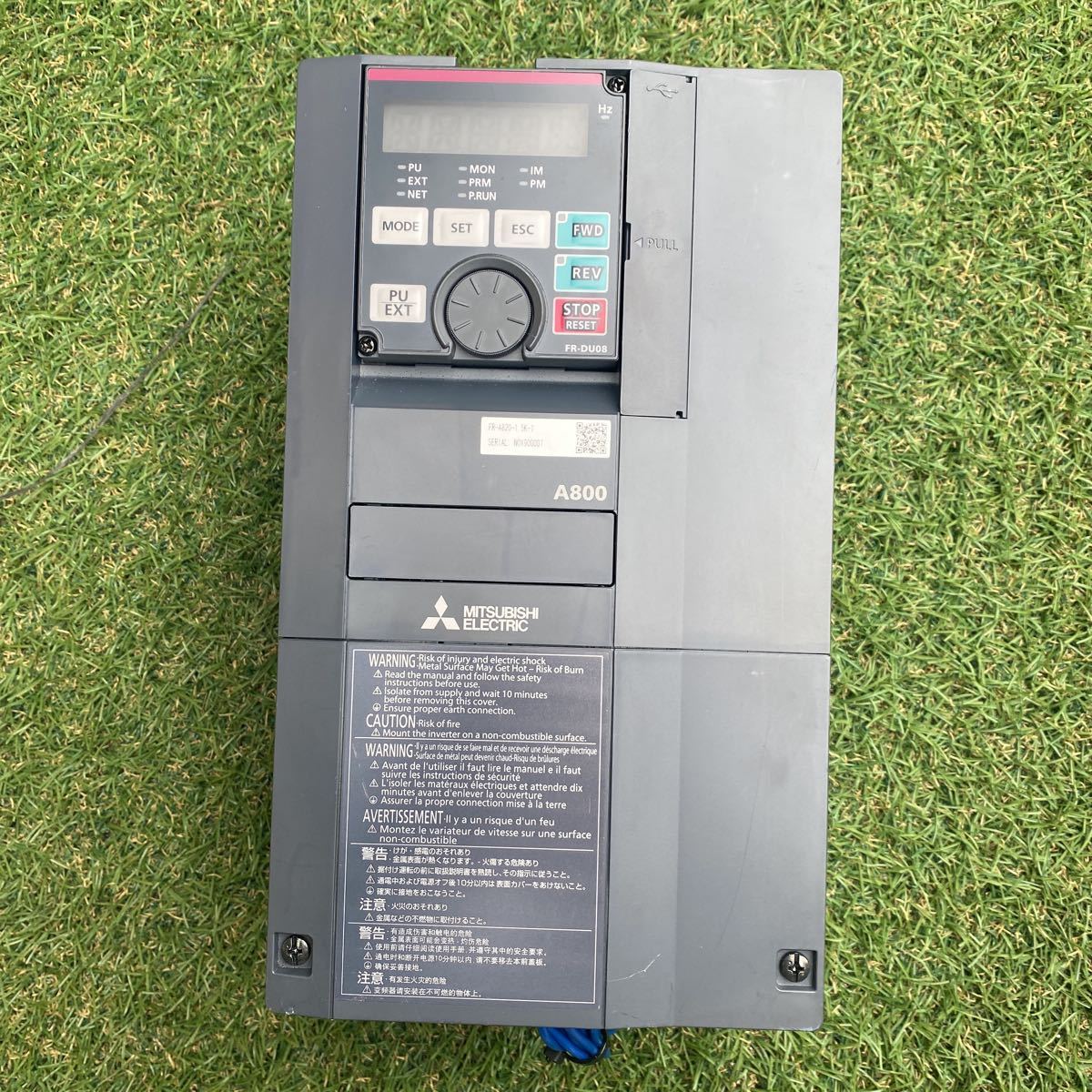 3H2002 三菱電機 FR-A820-1.5K-1(旧型番:FR-A820-1.5K) インバータ 三相200V モータ容量1.5kw NN 保証付き
