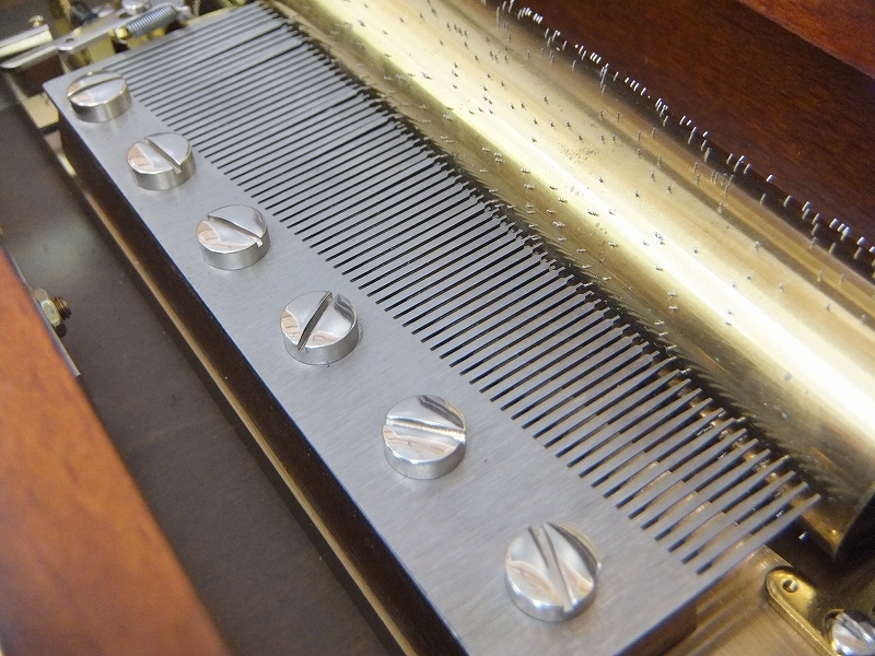 FK-9374 REUGE MUSIC リュージュ社製 シリンダーオルゴール 72弁 FK-9374 REUGE MUSIC リュージュ社製 シリンダーオルゴール 72弁
