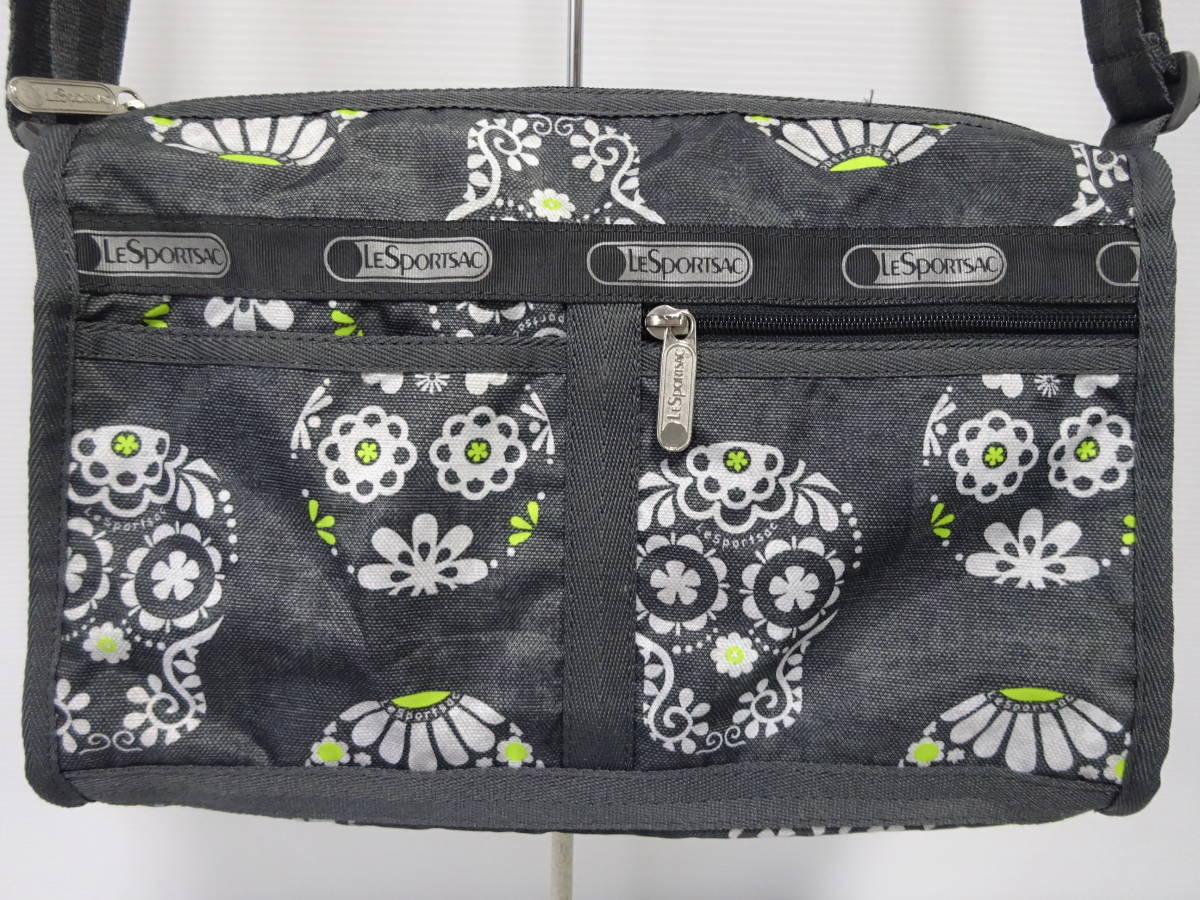 中古 良品 LeSportsac ショルダーバッグ スチームパンク グレー系 スカル ドクロ ハート 花 鞄 レスポートサック_画像2