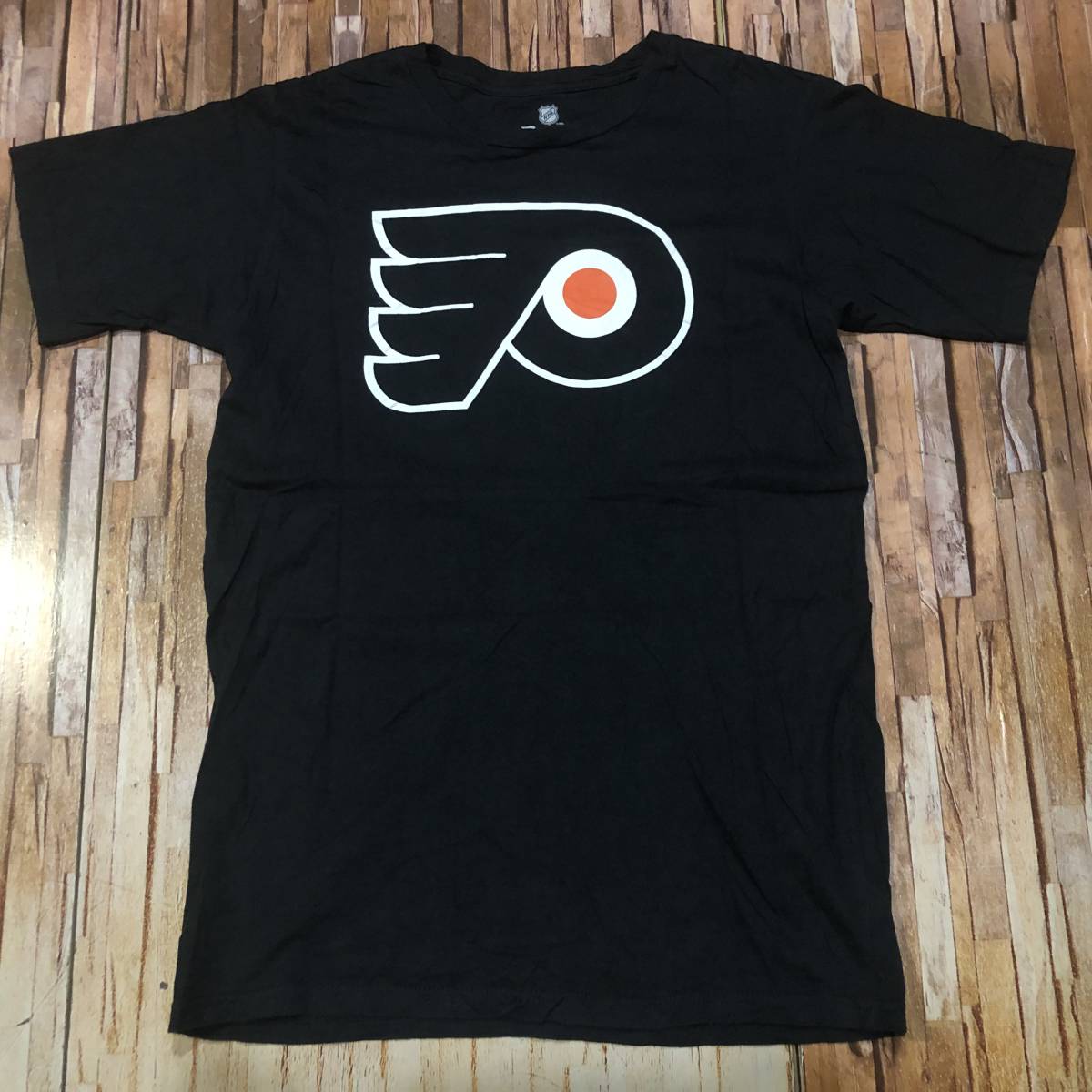 即決・クリックポスト発送・輸入古着・NHL・フィラデルフィアフライヤーズのオフィシャルＴシャツ・Sの画像1