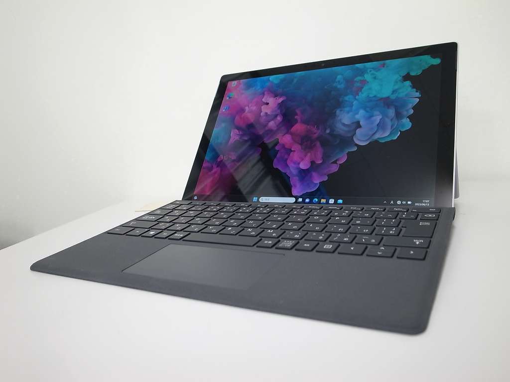 通販 Microsoft □☆バッテリー良好☆タイプカバー付☆ Surface (2023