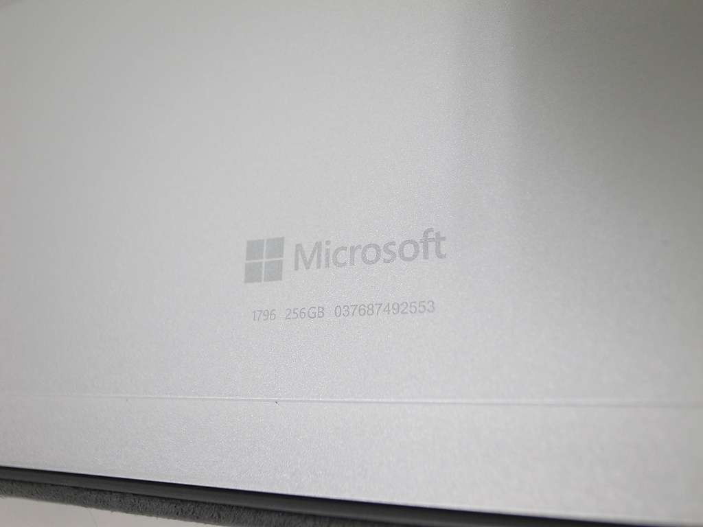 ■☆美品☆バッテリー良好☆タイプカバー付☆ Microsoft Surface Pro 6 SSD256G (2023-0530-1923)■_画像10