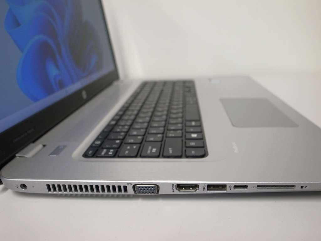 #*RAM16*i7*GeForce 930MX* HP ProBook 470 G4 Corei7-7500U (2023-0614-2027)#