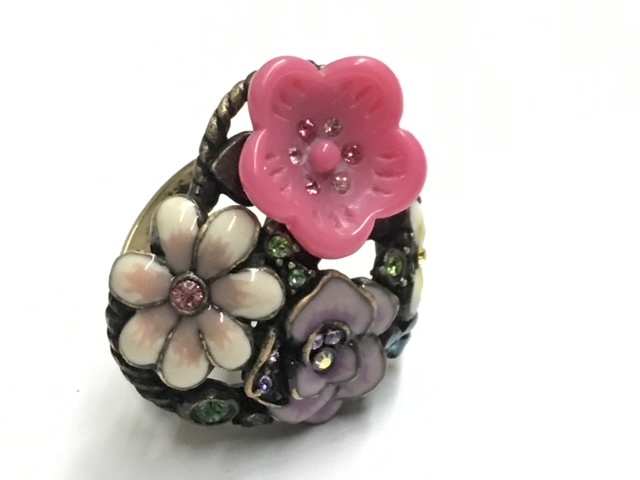 【ANNA SUI】(NO.9335)アナスイ リング　指輪 お花がいっぱい　フラワー　アンティーク　中古_画像2