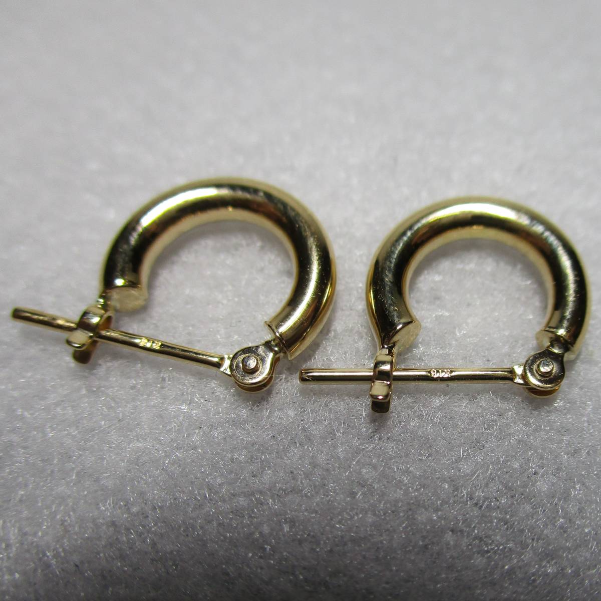 人気【新品】18金/k18/イエローゴールド/フープピアス/2mm×10mm_画像9