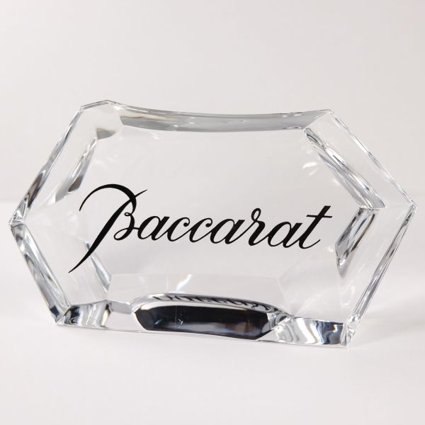バカラ BACCARAT ロゴ プレート大 幅15ｃｍ ／六角形 ネームプレート サイン 置物 アンティーク クリスタルガラス 店頭ディスプレイ