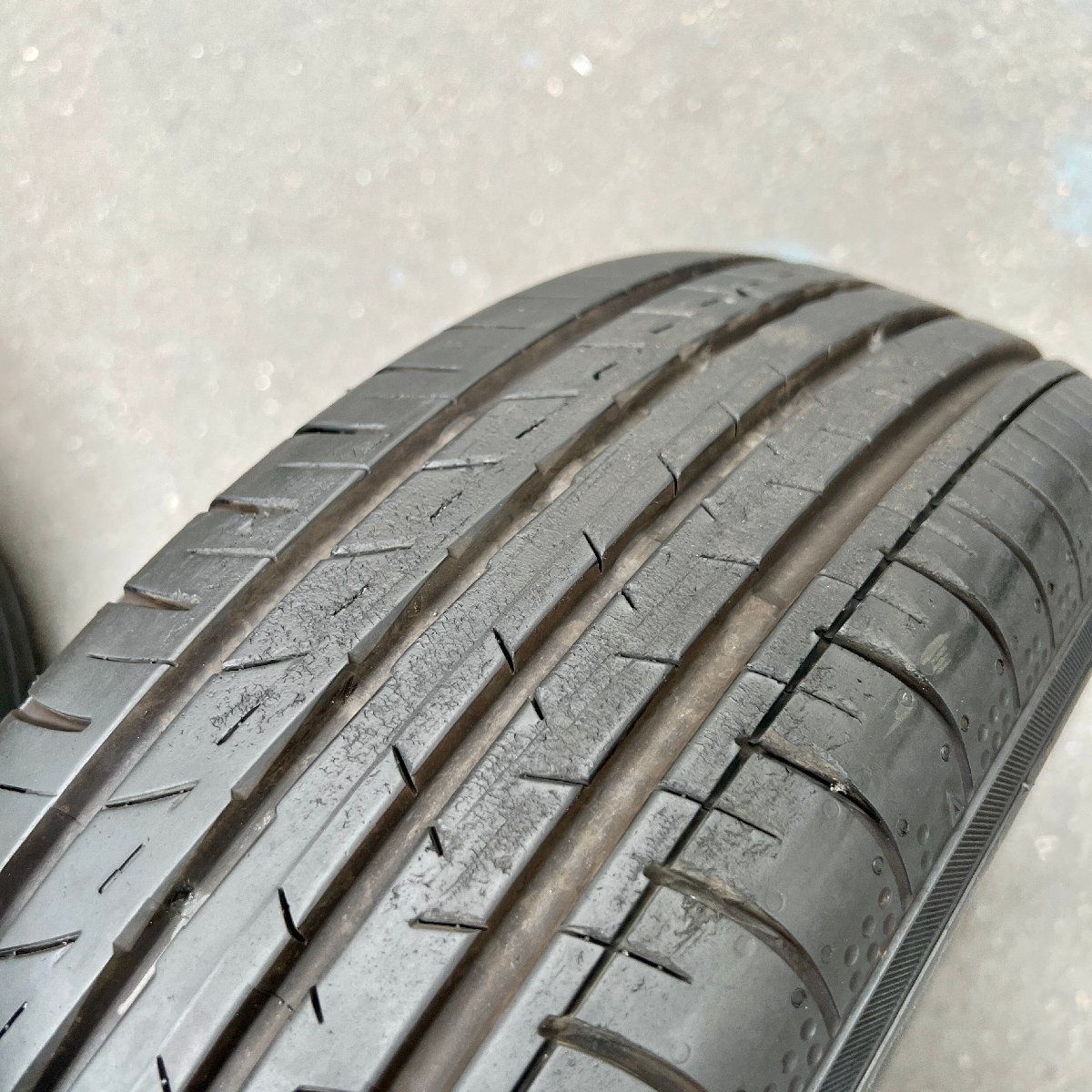 タイヤ2本セット　YOKOHAMA BluEarth-GT AE51(ヨコハマ ブルーアース-ジーティー AE51)　175/65R14　2022年製　5ミリ_画像8