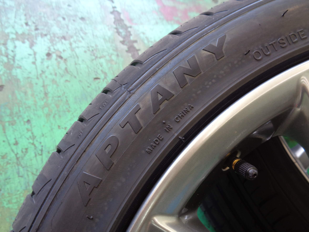 7J-18インチ 5H114.3 +51 トヨタ エスティマ 純正 215/45R18 アプタニー 中古 アルミ ホイール タイヤ ノア ヴォクシー 4本_画像7