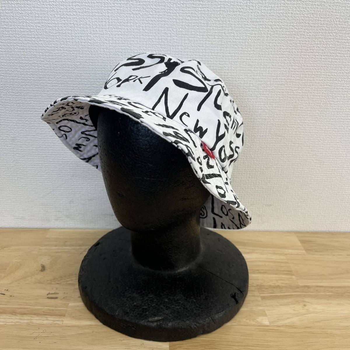 STUSSY ステューシー BIG CITIES BUCKET HAT バケットハット 総柄 ロゴ L/XL 10109311