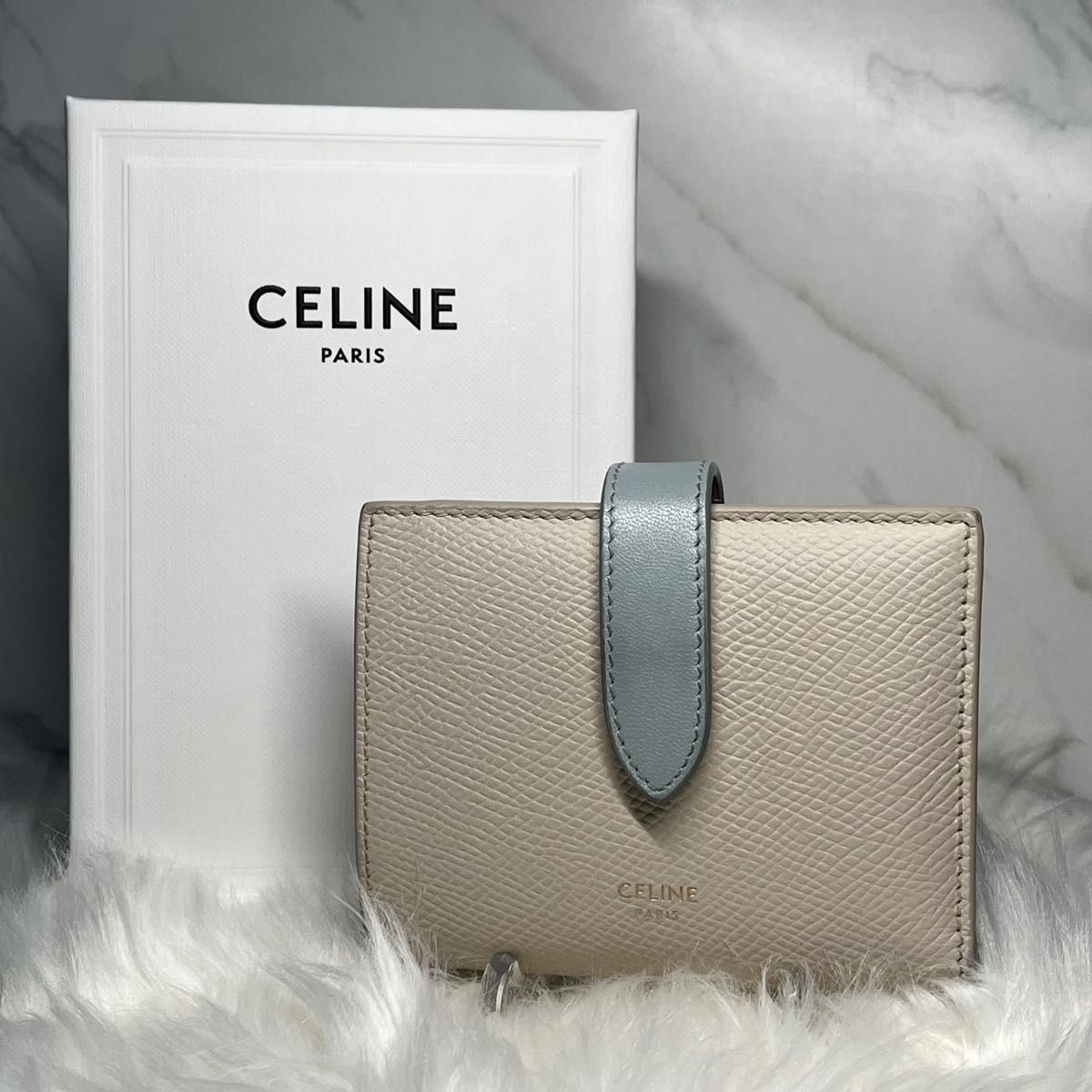 現行 CELINE 財布 二つ折り スモール ストラップ ウォレット バイ