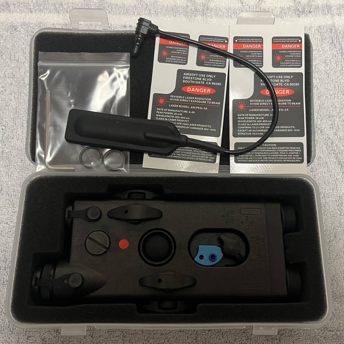 SOMOGEAR AN/PEQ-2A レッドレーザー フルファンクション SOMOGEAR AN/PEQ-2A レッドレーザー フルファンクション