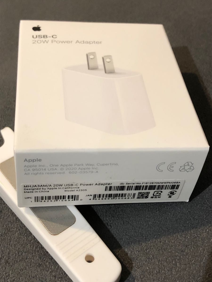 新品　未開封　未使用　Apple純正 20W USB-C 急速電源アダプタ　 iPhone 純正品