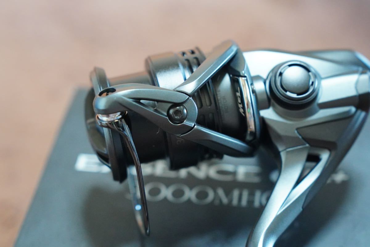 極美品 シマノ 18 エクスセンス CI4＋ 3000MHG 送料無料 ( shimano exsence リール_画像8