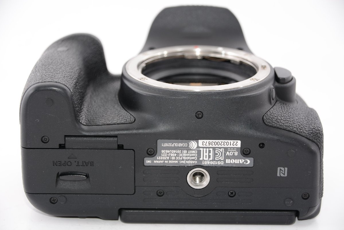 国内正規取扱い店 【オススメ】Canon デジタル一眼レフカメラ EOS 8000D ボディ 画素 EOS8000D