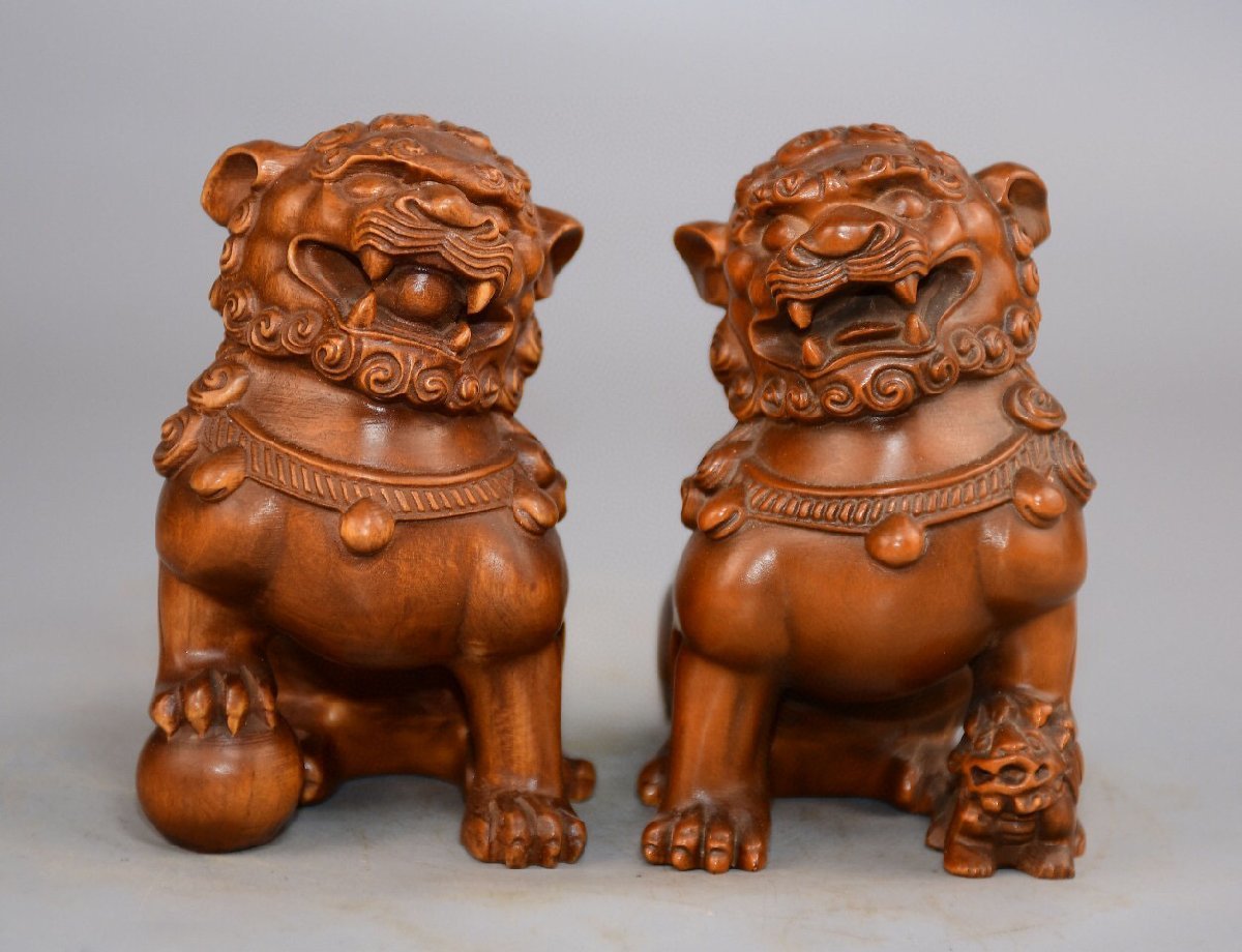 ▽鴻▽ 黄楊木製 細密彫 獅子 置物 古賞物 中国古玩 中国古美術