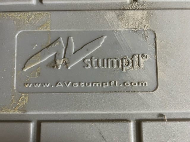 中古 キクチ KIKUCHI Stumpfl 120インチ MBF-120 プロジェクター 中古 キクチ KIKUCHI Stumpfl 120インチ MBF-120 プロジェクター