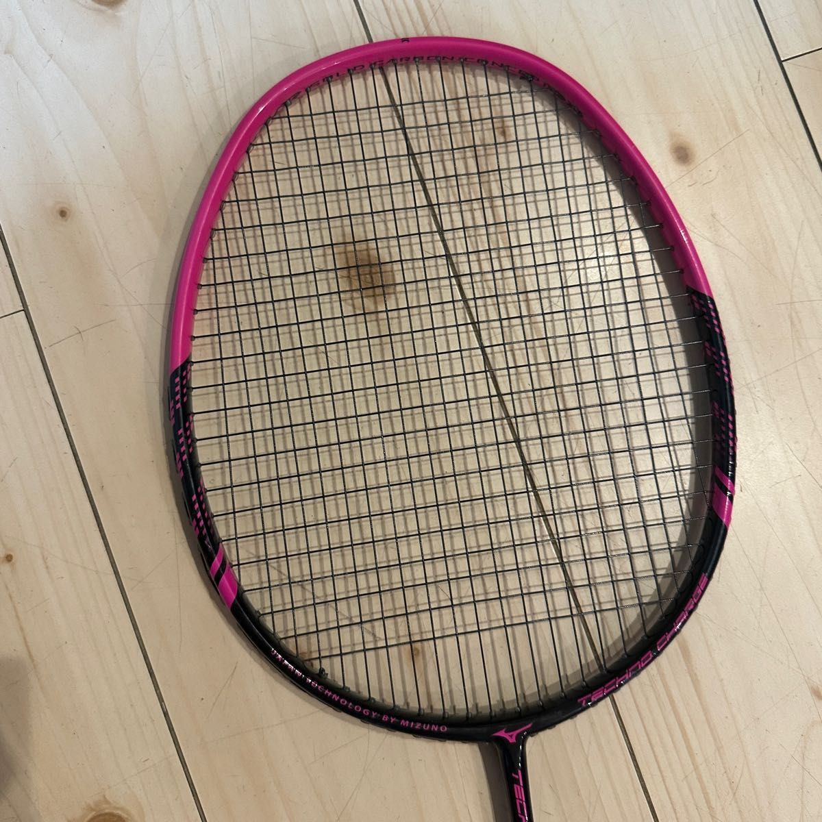 Mizuno バドミントンラケット ピンク mizuno techno charge ミズノ バドミントン ラケット ピンク