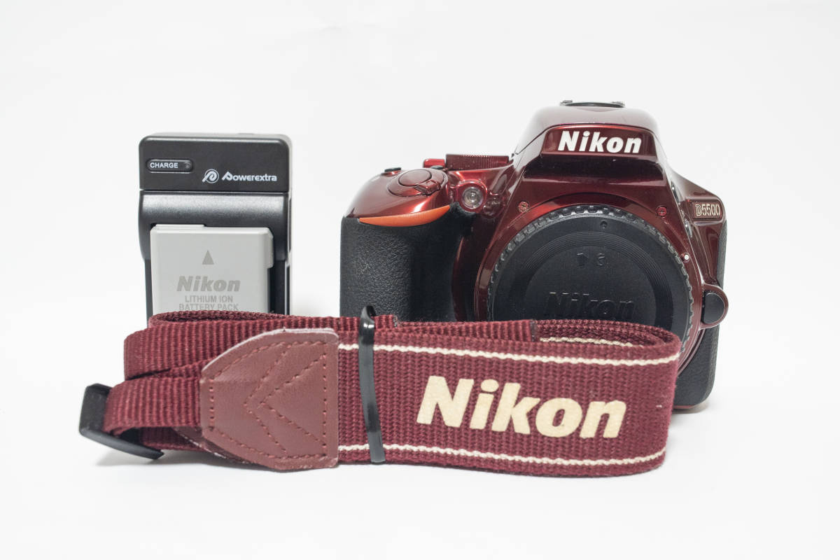 2022年のクリスマスの特別な衣装 ★美品★ニコン Nikon D5500 一眼レフ ボディ 撮影回数13,088枚 2,416万画素 純正バッテリー付き♪ ニコン 2022年のクリスマスの特別な衣装 ★美品★ニコン Nikon D5500 一眼レフ ボディ 撮影回数13,088枚 2,416万画素 純正バッテリー付き♪ ニコン