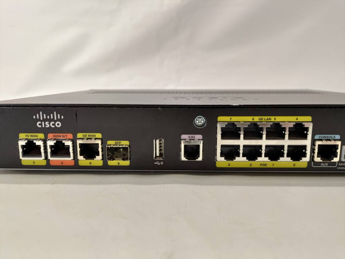 Cisco 800 Series Cisco C891F シスコ LANルーター 通電確認済み ネットワーク構築 ネットワークスイッチ 有線ルーター_画像5