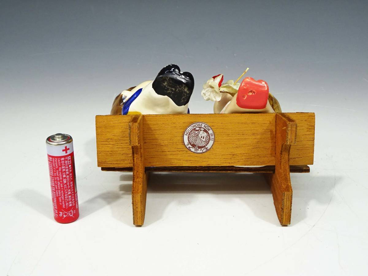 ◆(TH) 昭和レトロ雑貨 MON PROMOTION モンアミ もんあみ 陶器 木製ベンチ 置物 キャラクター インテリア雑貨 コレクション 企業物_画像5