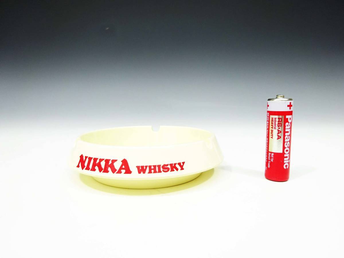 ◆(KN) 昭和レトロ 灰皿『サッポロビール リボンシトロン リボンジュース』『NIKKA WHISKY』Noritake MELAMINE WARE JAPAN 喫煙道具 企業物_画像2