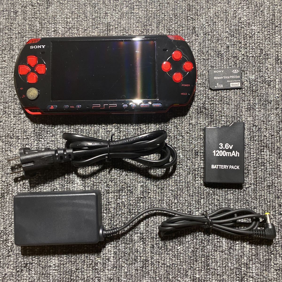 豪華で新しい PSP PSP-3000 ブラックレッド 一式セット PSP3000