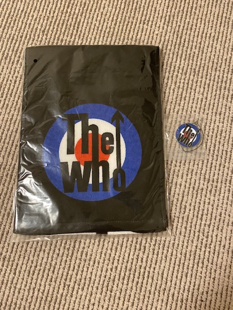 ザ・フー/The Who　来日公演　FCチケット購入特典　タオルとメダル　未使用_画像1