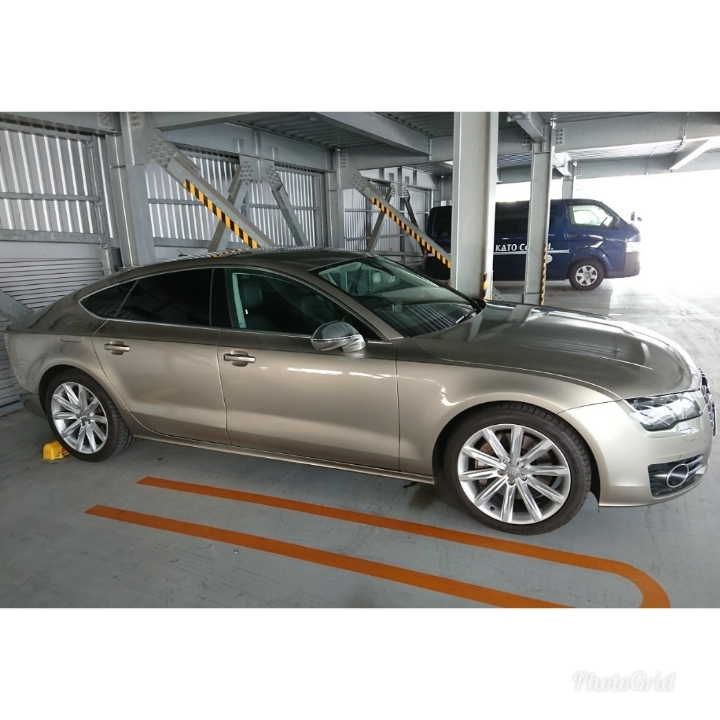 * selling out! ultimate beautiful. Audi A7 *[ low running 35,500km]* 3.0T Sportback *S charger *300 horse power! *TV canceller * land transportation possible! *