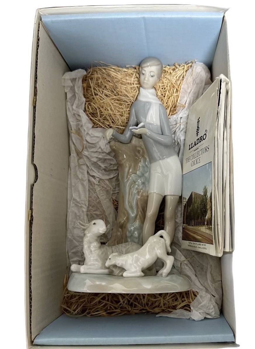 リヤドロ LLADRO 少年とヤギ No 4509 フィギュリン 陶器人形 リヤドロ LLADRO 少年とヤギ No 4509 フィギュリン 陶器人形