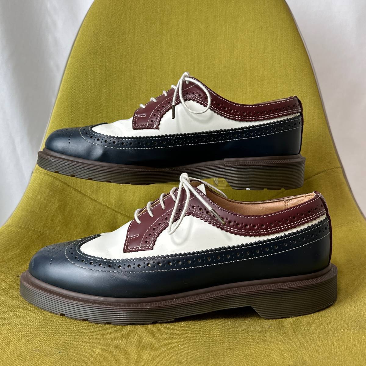 大特価放出! 未使用Dr.Martens 限定トリコロールカラーウイングチップ 大特価放出! 未使用Dr.Martens 限定トリコロールカラーウイングチップ