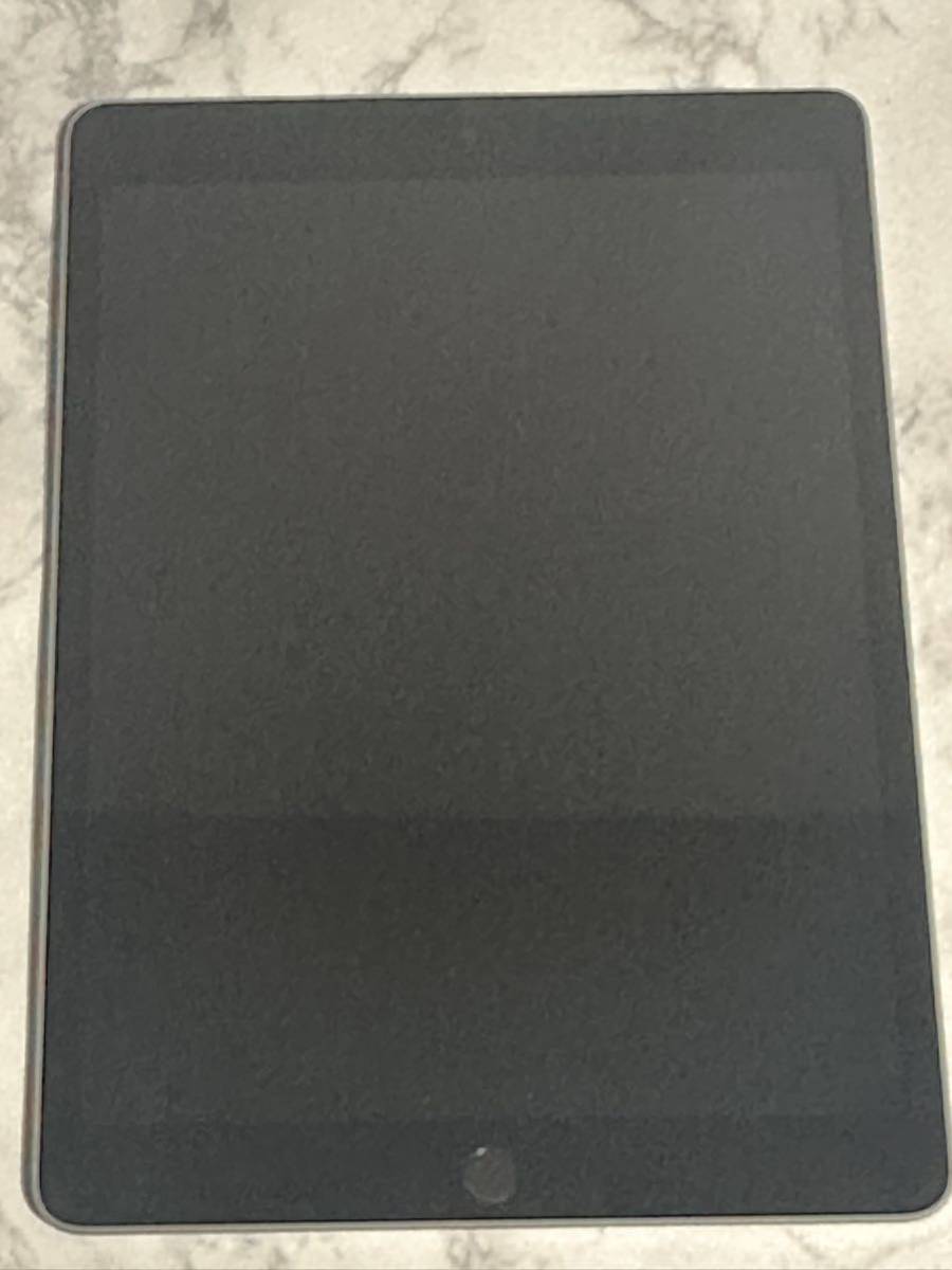 最初の アメリカ版 iPad 第9世代 64GB スペースグレー WI-Fiモデル