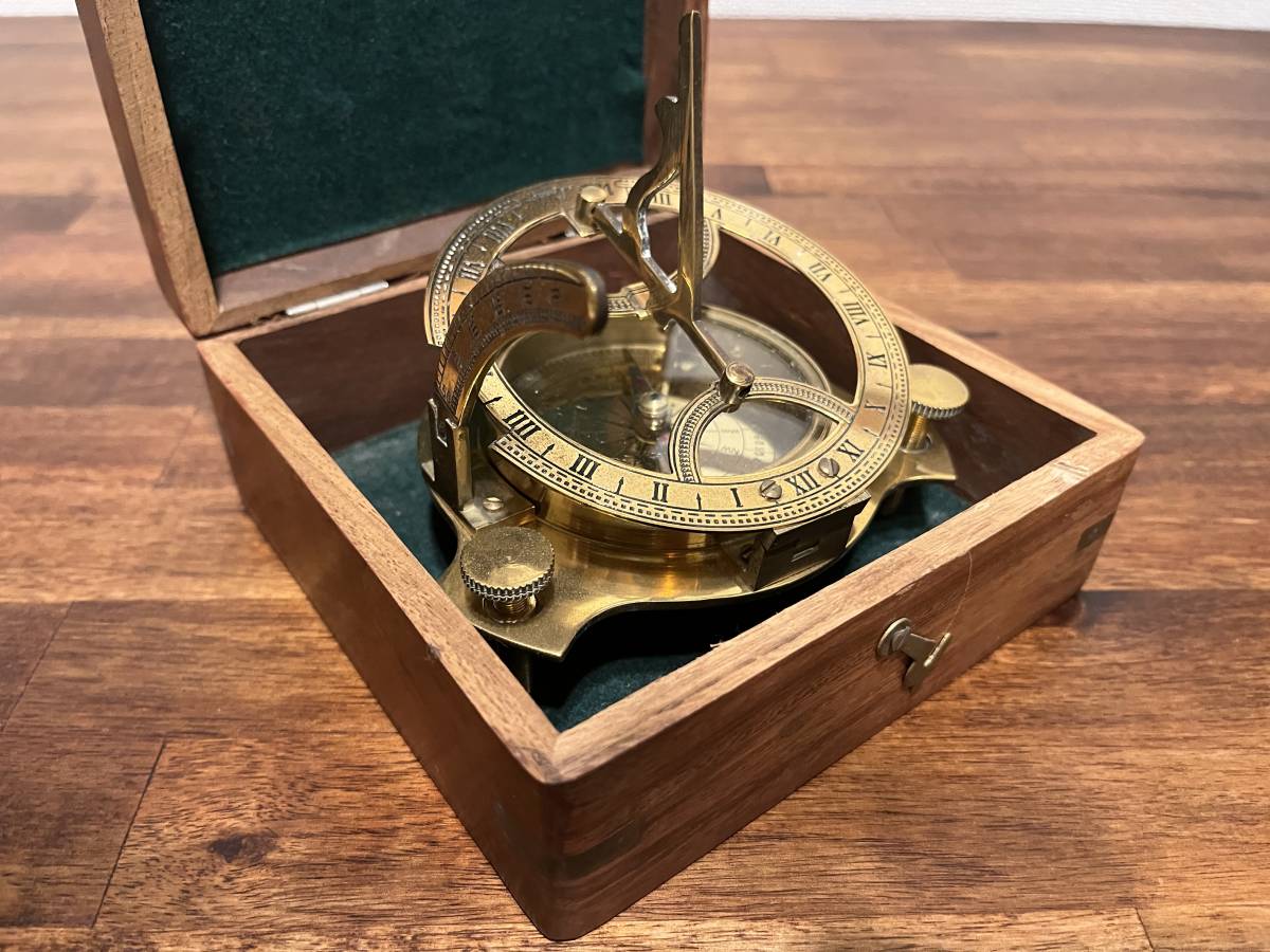 日時計コンパス真鍮ソリッドブラス木箱付き航海用アンティーク趣味