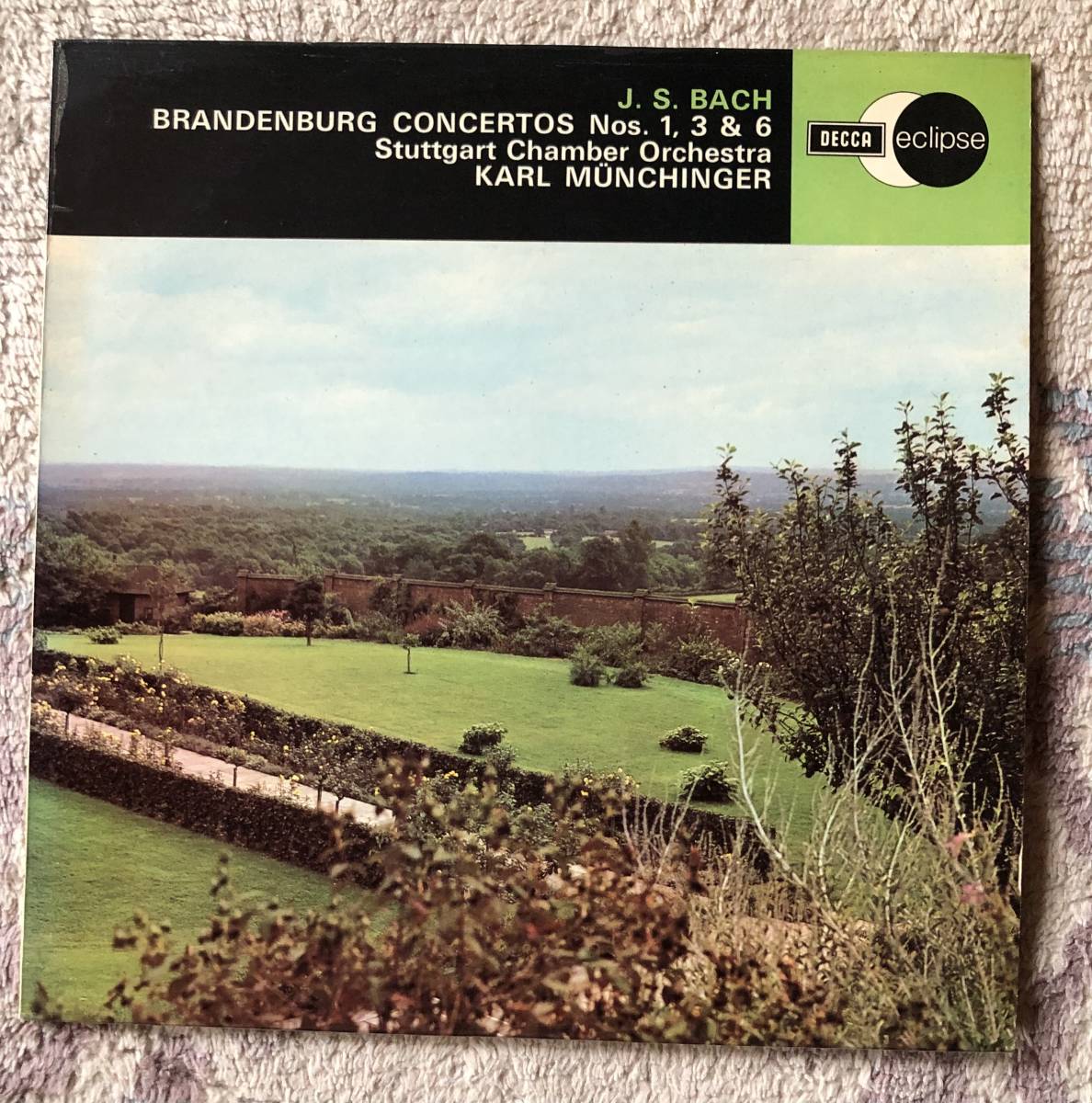 LP-Aug / 英 DECCA / Karl Munchinger・Stuttgart Chamber Orchestra/ J.S.BACH_Brandenburg Concertos Nos.1, 3 & 6_画像1